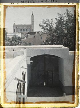 Image représentant Vue vers la mosquée