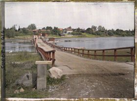 Image représentant Le pont flottant sur le Dalälven