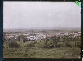 Image représentant France, Montfaucon (Meuse), Panorama vue prise de la route allant à l'ancienne Eglise