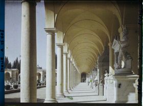 Image représentant Cimetière de Campo Verano à San Lorenzo, galerie