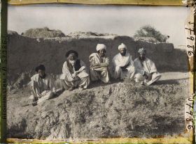 Image représentant Groupe de villageois