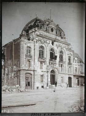 Image représentant France, Montdidier, L'Hôtel de Ville seul