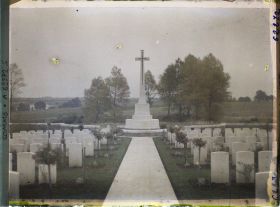 Image représentant Somme, Caix, Le Cimetière britannique