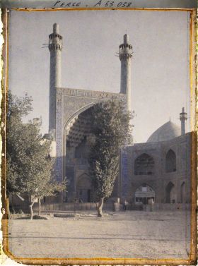 Image représentant Le portail d'entrée de la Masjid-i-Chah (mosquée du Chah) (1629)