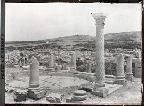 Image représentant La maison aux colonnes