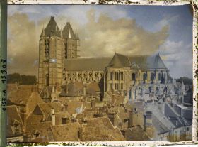 Image représentant France, Noyon, Cathédrale (extérieur)