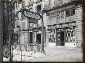 Image représentant La station de métro Parmentier servant de refuge, avenue Parmentier