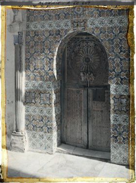 Image représentant Détail de la porte de la Koubba de Sidi Bou Medine