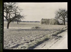 Image représentant France, Les Clayes, Les champs s/ la route de Neauphle-le-Château