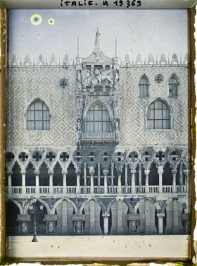 Image représentant Façade ouest du palais Ducal ou palais des Doges