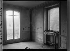 Image représentant Une pièce desaffectée au rez-de chaussée du cercle Autour du Monde