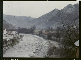 Image représentant La Bévéra traversant le village