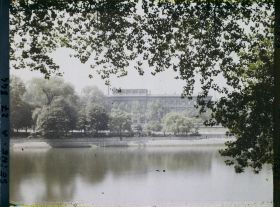 Image représentant La monnaie de Paris vue du port du Louvre