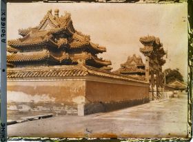 Image représentant Au nord-ouest de Zijincheng (" cité Pourpre Interdite ")