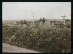 Image représentant France, Combles , Entrée de Combles et le Cimetière