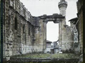 Image représentant Turquie, Angora, Ruines de l'Augusteum, Vue intérieure du Temple vers l'entrée