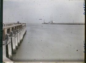 Image représentant Belgique, Ostende, L'entrée du Chenal