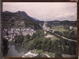 Image représentant France, Lourdes, Panoramas vers la Basilique
