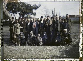 Image représentant Groupe de turcs dont certains sont blessés