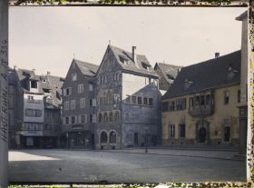 Image représentant France, Colmar, Place d'armes (ancienne Münster Platz, Vieille Maison