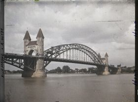 Image représentant Allemagne, Bonn, Le Pont vu de la rive gauche