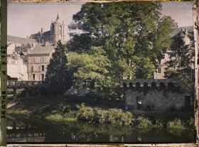 Image représentant L'enceinte romaine au bord de la Sarthe