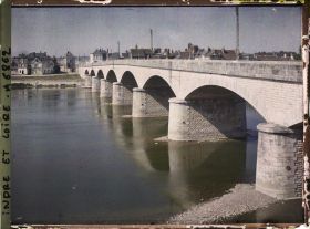 Image représentant L'actuel pont du Maréchal Leclerc