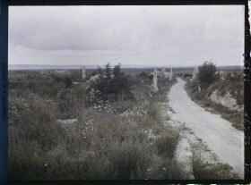 Image représentant France, Nauroy, Le côté gauche de la route