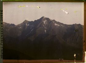 Image représentant France, Le Monné (de Cauterets) au lever du soleil