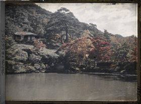 Image représentant Les jardins de la villa impériale Shugakuin Rikyû : l'étang Yokuryu et le pavillon Rinun-tei