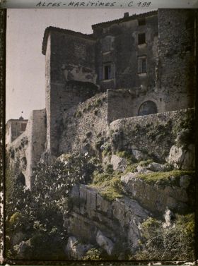 Image représentant L'entrée du village