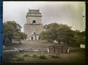 Image représentant Zhonglou (" tour de la Cloche "), façade sud