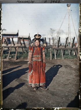Image représentant Une femme mariée khalkha