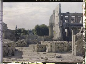 Image représentant France, Reims, Cour de la Congrégation, Vue prise de la rue St Pierre les-Dames