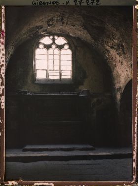 Image représentant France, St Emilion, Eglise monolithe (l'autel)
