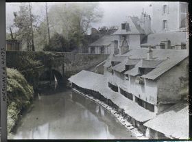 Image représentant Les lavoirs de la Garenne et le pont sur la Marle