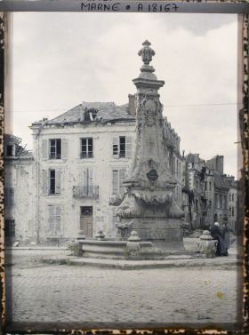 Image représentant France, Reims, Place Godinot