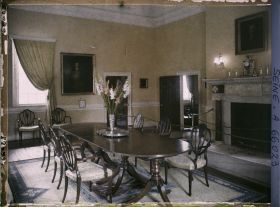 Image représentant L'Exposition Coloniale Internationale de 1931, la salle à manger de la maison de Georges Washington ou maison du Mount Vernon