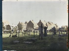 Image représentant Belgique, Neuve Eglise, Le Vieux Cimetière et nouvelles maisons