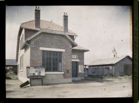 Image représentant France, Ecurie, Nouvelle Mairie et Ecole