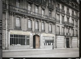 Image représentant Oeuvre de guerre Marguerite Max-Kremnitz, Colis pour Soldats et prisonniers, magasin de fourrure Maurice Mayer au 120 avenue des Champs-Elysées