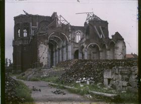 Image représentant France, Armentières, Ensemble des ruines de Notre Dame