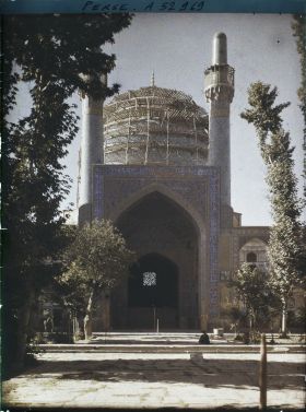 Image représentant La Madreseh Mader-i-Chah, école coranique dite "de la mère du Chah" (1714)