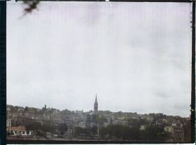 Image représentant Vue vers Saint-Cloud, à 13h 45, le ciel