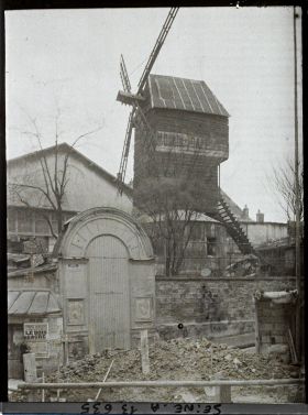 Image représentant La rue Girardon et le moulin de la Galette