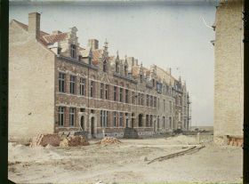 Image représentant Belgique, Zeebrugge, Reconstruction de maisons