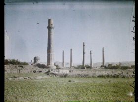 Image représentant Afghanistan, Hérat, Vue s/ les minarets de la gde mosquée
