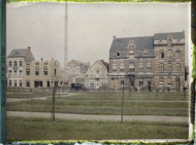 Image représentant Belgique, Ypres, Place de la Gare  maisons neuves