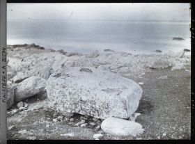 Image représentant Pierre creusée néolithique (?)