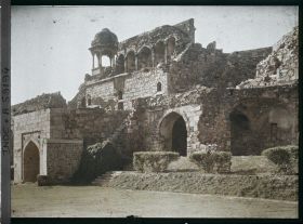 Image représentant Porte ouest du Vieux Fort (Purana Qila) vue de l'intérieur